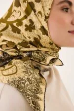 Dubbelzijdige twill-zijden hoofddoek crème-geel – Gül Dantel, 90×90 cm - Afbeelding 2