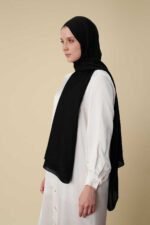 Big Bambunoor Zwarte Tencel Sjaal – Elegant & Luchtig | İmannoor - Afbeelding 2