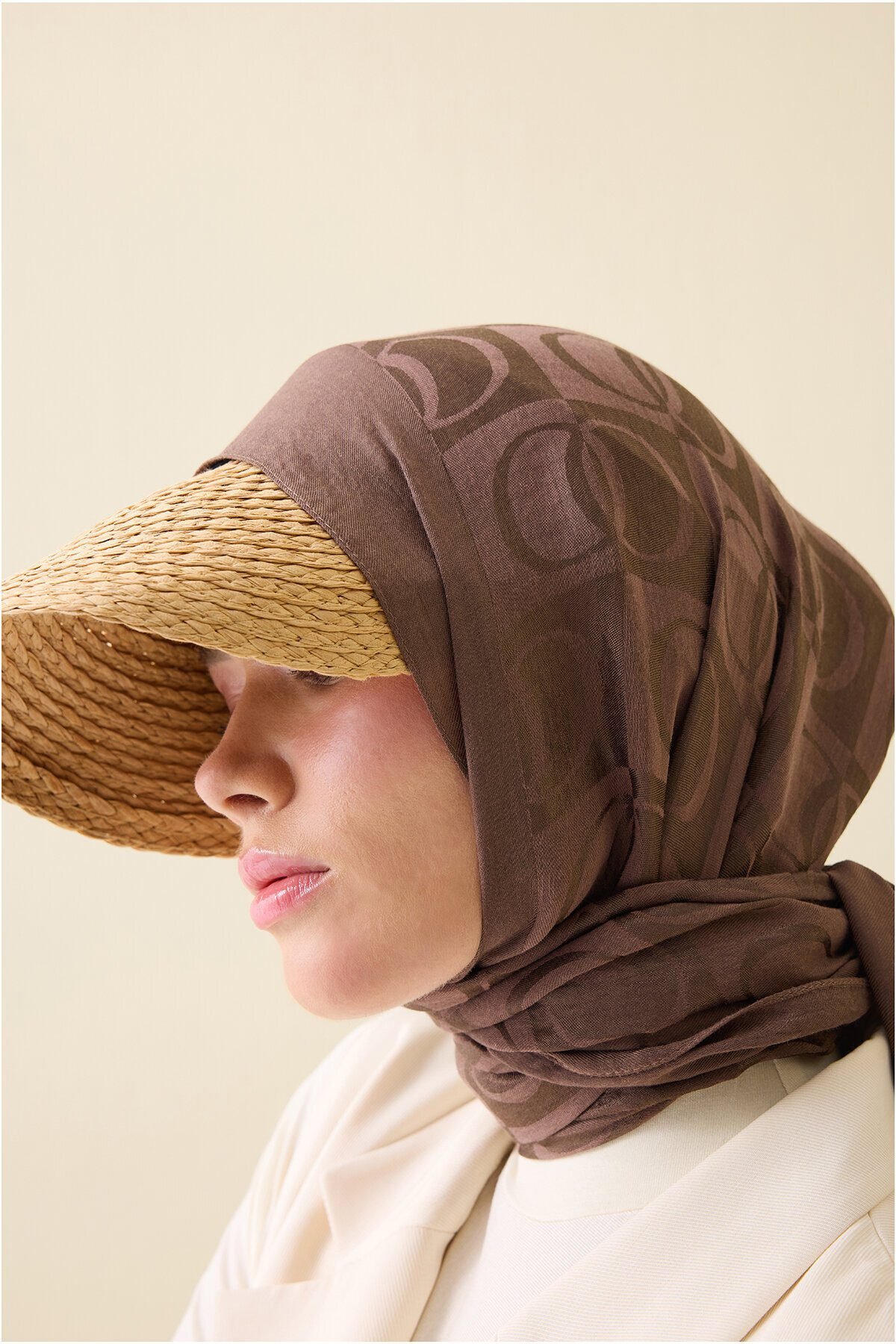 dama-desen-acik-kahve-naia-sal-pamuk-sal-naia-pamuk-sal-imannoor-18946-51-B Dama Desen Lichtbruin Naia Katoenen Sjaal - Afbeelding 1