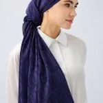 Naia katoenen sjaal met dambordprint – marineblauw