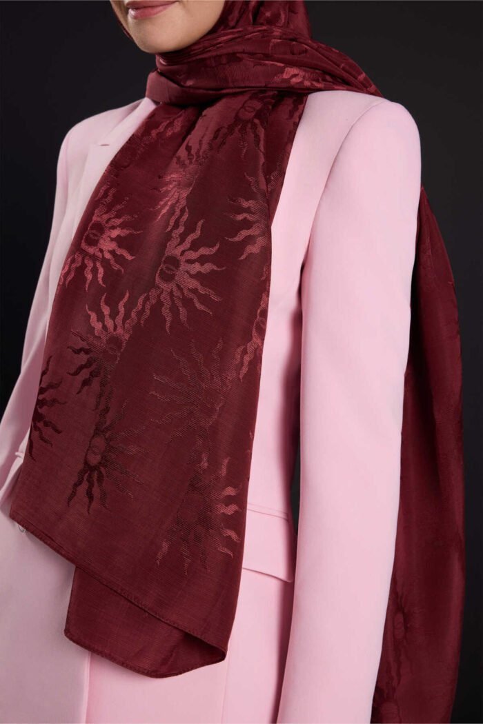 Gunes Dogarken Bordeaux Shiny Jacquard Sjaal - Afbeelding 2