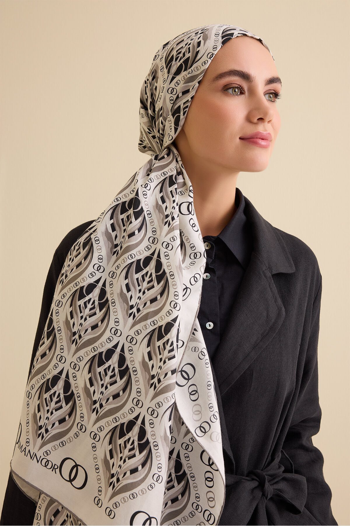 lale-bej-pamuk-ipek-sal-desenli-pamuk-ipek-sal-imannoor-22115-64-B Lale Beige Katoen Zijden Sjaal - Afbeelding 1