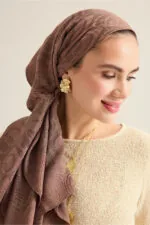 Dama Desen Lightbruin Naia Hoofddoek 95x95 - Afbeelding 2