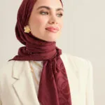 Naia katoenen hoofddoek met dambordprint – bordeauxrood, 95×95 cm