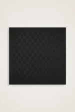 Naia katoenen hoofddoek met dambordprint – zwart, 95×95 cm