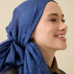 İman I Donkerblauw Tencel Katoen en Zijde Sjaal