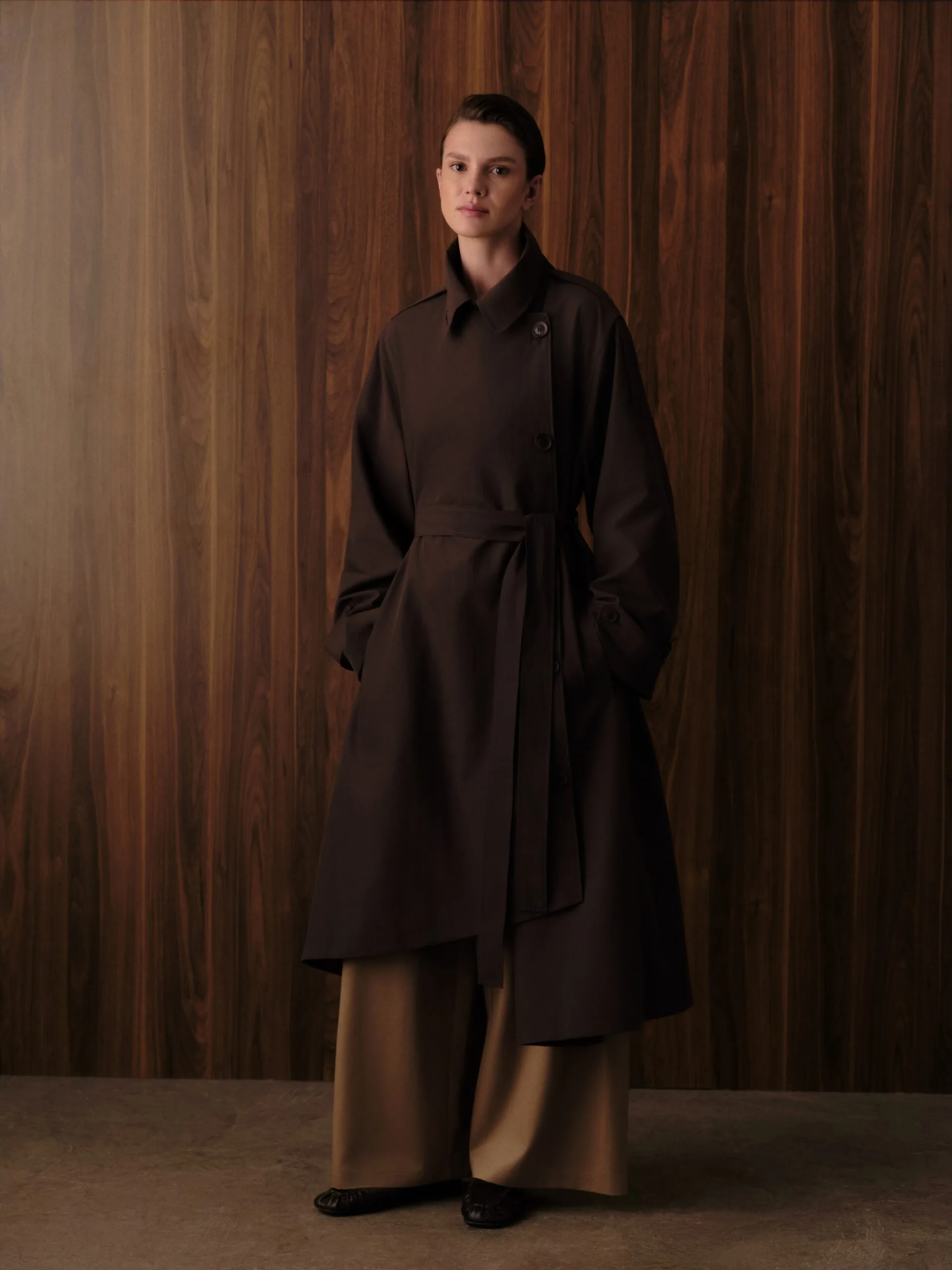 Trenchcoat met ruitdetail – bruin Trenchcoat met ruitdetail – bruin